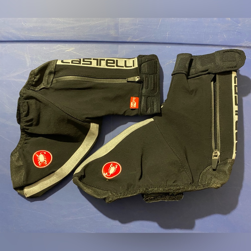shoecoversBlack/Reflective Silver, M